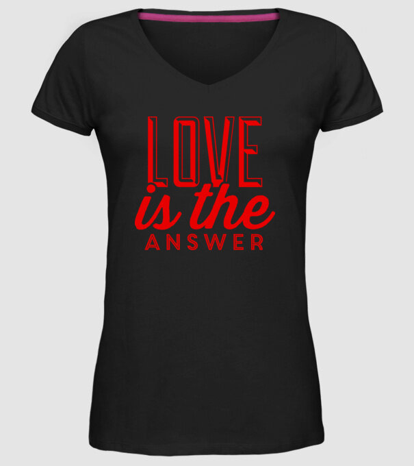 love in answer model negru pe tricou