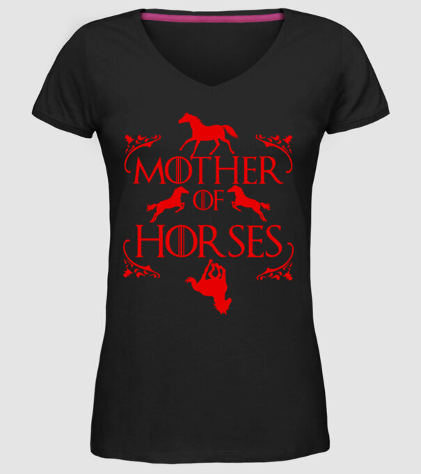 Mother of Horses model negru pe tricou