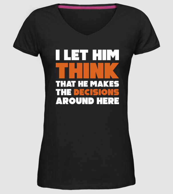 Motiv cuplu I let him think model negru pe tricou
