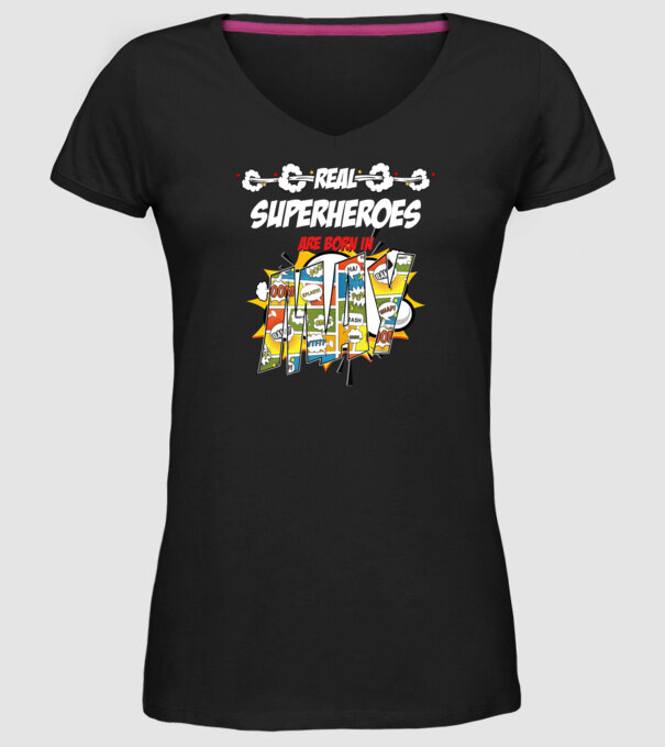 real superheroes are born in may model negru pe tricou