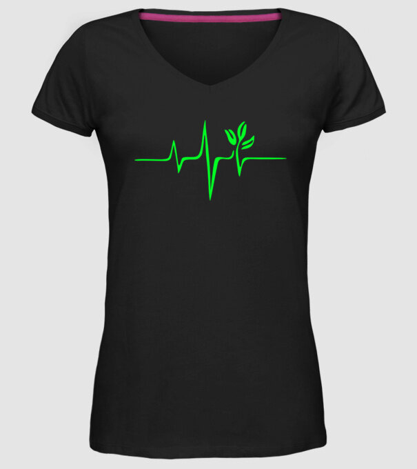 vegan heartbeat model negru pe tricou