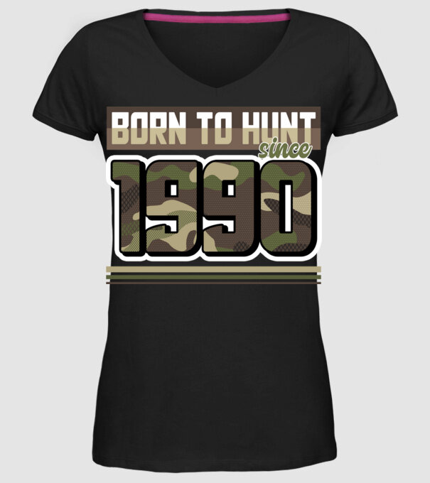 Born to hunt since 1990 model negru pe tricou