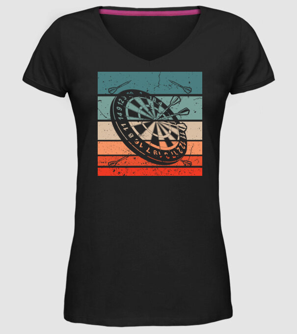 Darts vintage model negru pe tricou