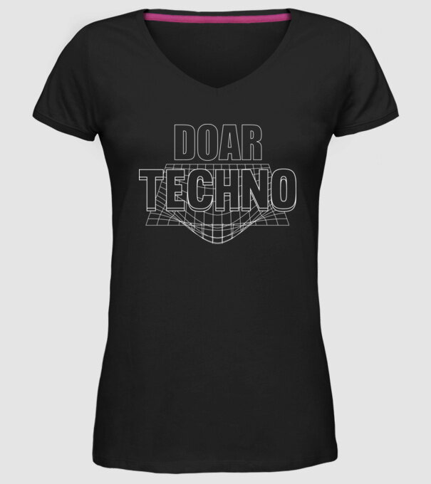 Doar techno model negru pe tricou
