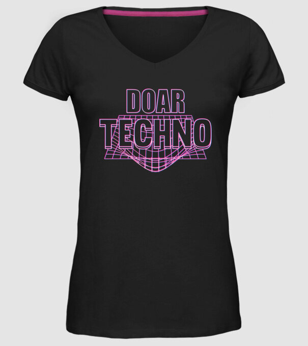 Doar techno model negru pe tricou