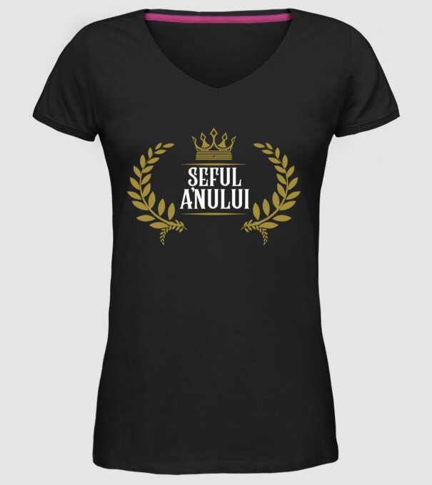 Șeful anului model negru pe tricou