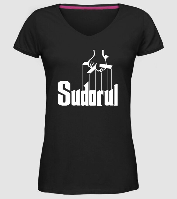 Sudorul model negru pe tricou