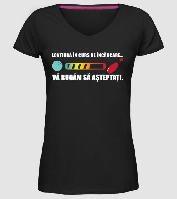 lovitură în curs de încărcare .. vă rugăm să așteptați. model negru pe tricou