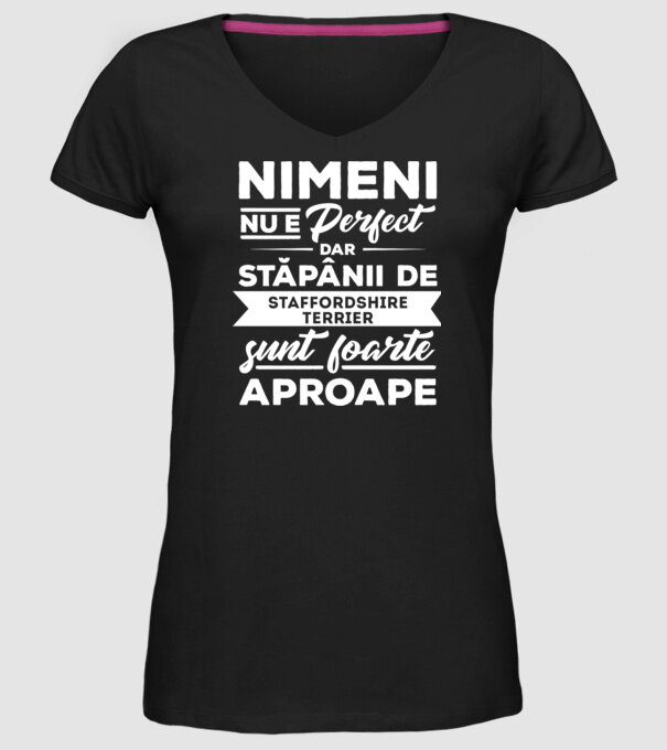nimeni nu e perfect, dar stăpânii de staffordshire terrier sunt foarte aproape model negru pe tricou
