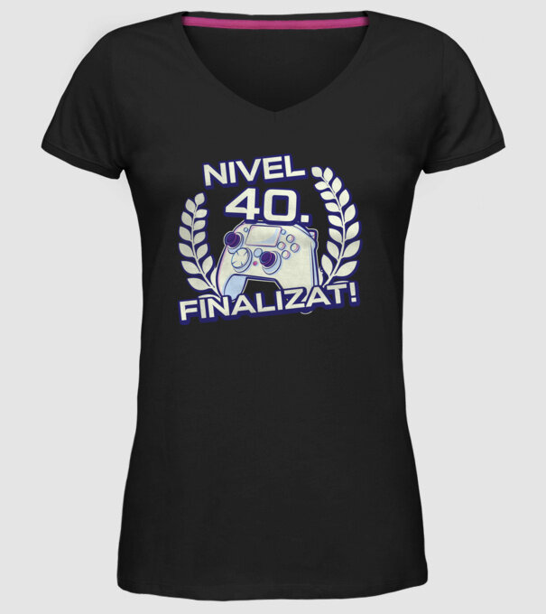 Nivel 40 finalizat! model negru pe tricou