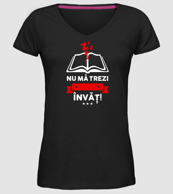 Nu mă trezi, învăț model negru pe tricou