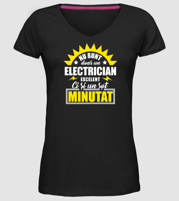 Nu sunt doar un electrician excelent, ci și un soț minunat! model negru pe tricou