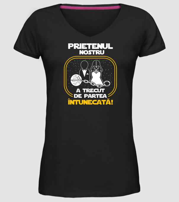 Prietenul nostru a trecut de partea întunecată model negru pe tricou