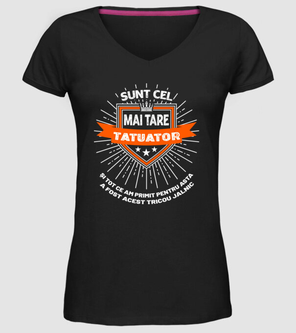 sunt cel mai tare tatuator și tot ce am primit pentru asta a fost acest tricou jalnic model negru pe tricou