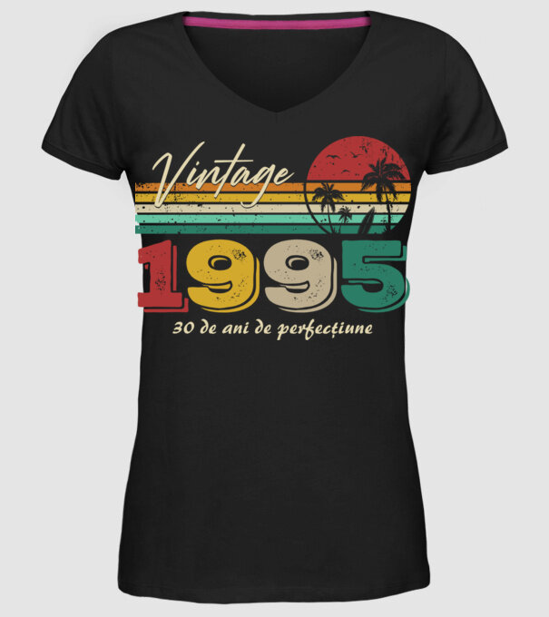 VINTAGE 1995 model negru pe tricou