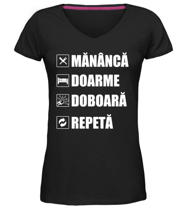  model  pe tricou