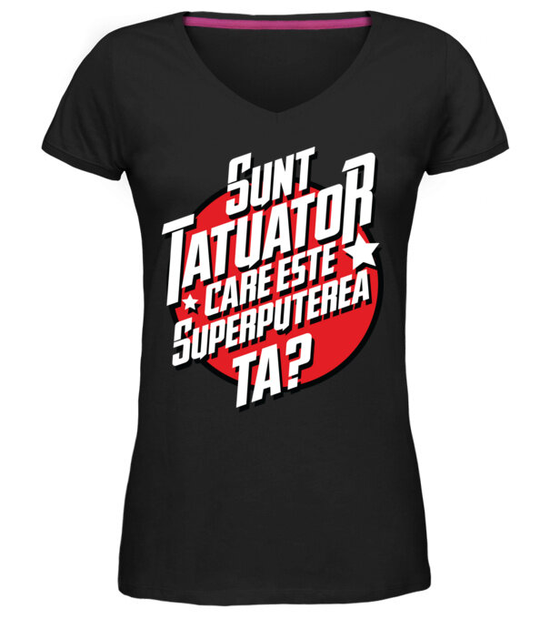  model  pe tricou