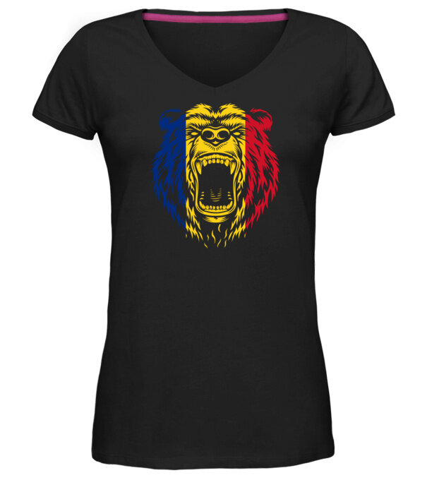  model  pe tricou