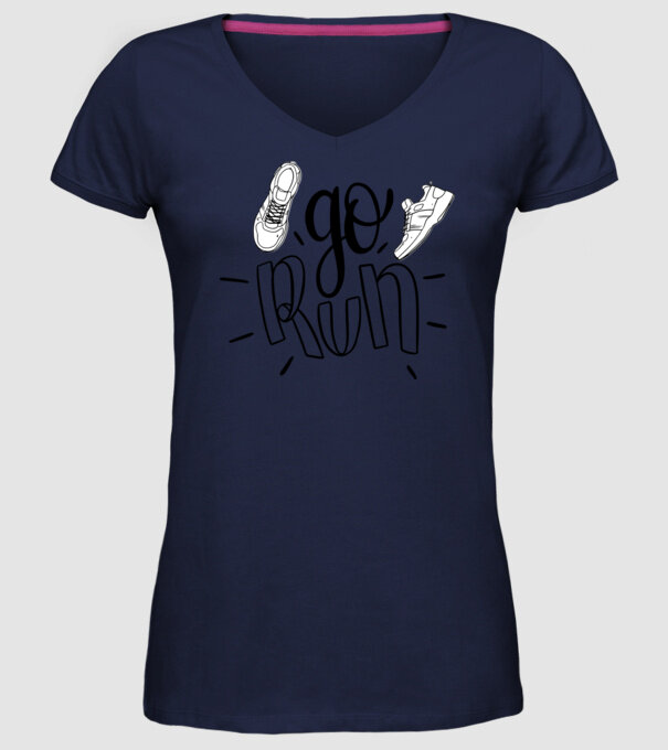 Go run 2c model albastru închis pe tricou