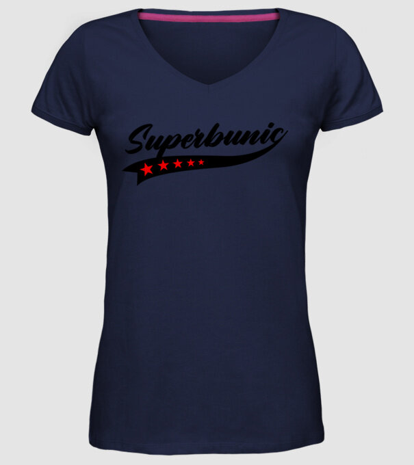 superbunic model albastru închis pe tricou