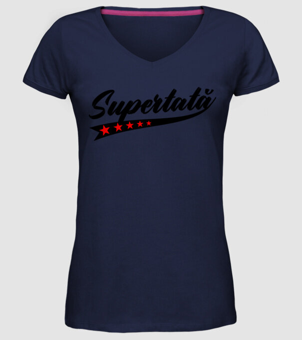 Supertată model albastru închis pe tricou