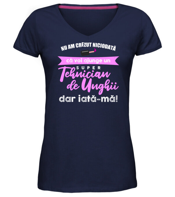  model  pe tricou