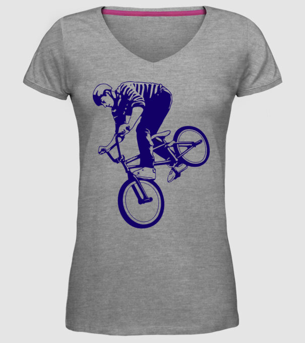 BMX stunt model gri pe tricou