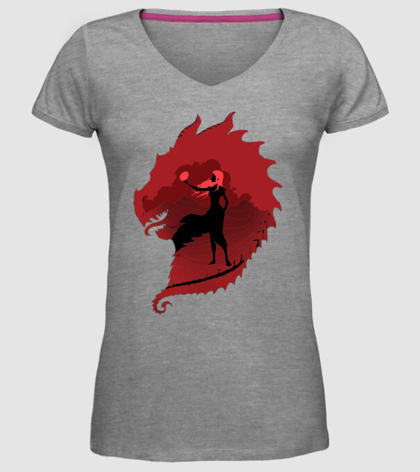 The Dragon model gri pe tricou
