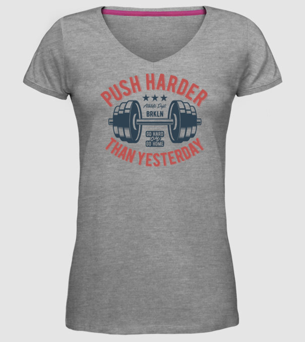 push harder model gri pe tricou