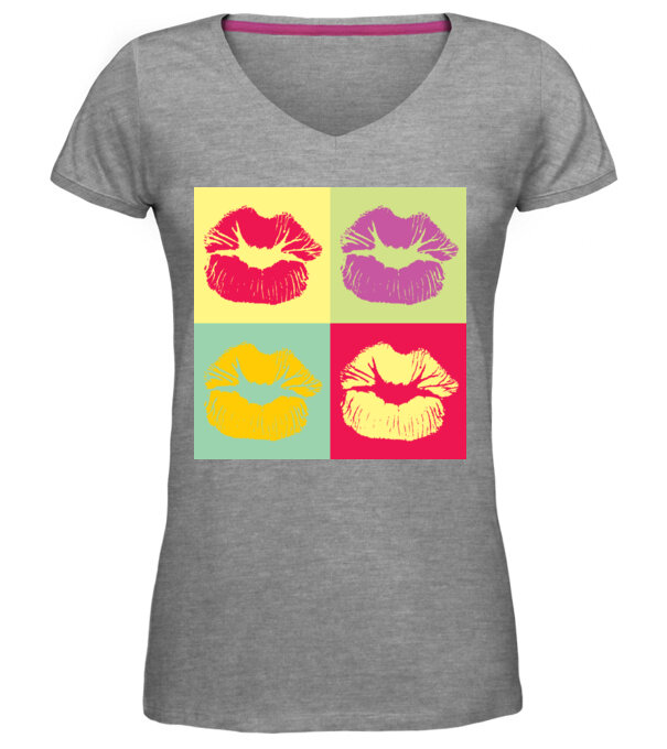  model  pe tricou