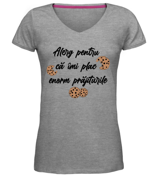  model  pe tricou