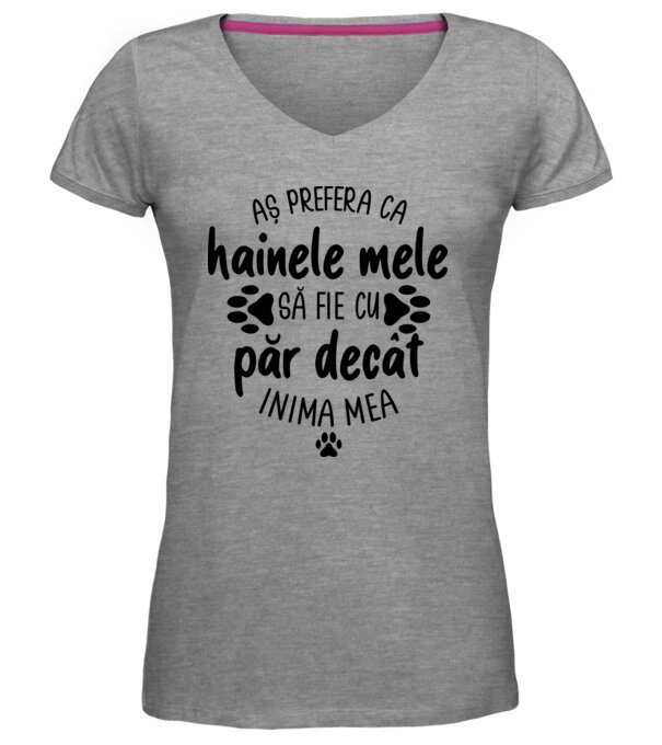  model  pe tricou