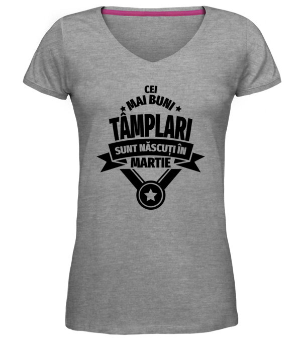 model  pe tricou