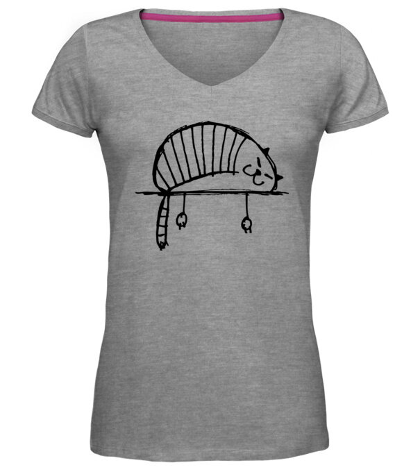  model  pe tricou