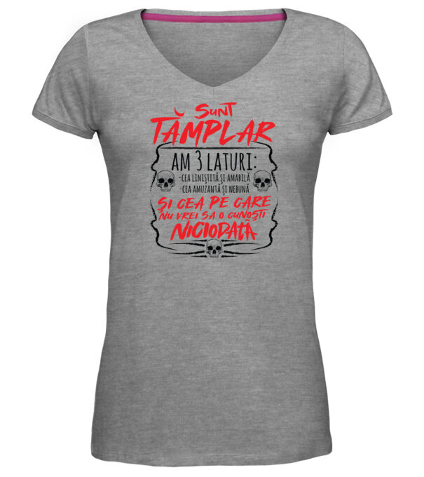  model  pe tricou