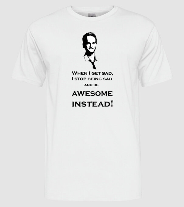  model alb pe tricou