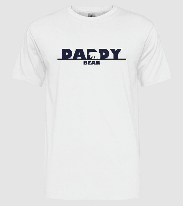 model alb pe tricou
