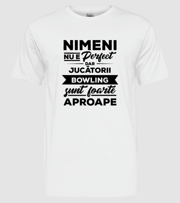 nimeni nu e perfect, dar jucătorii bowling sunt foarte aproape model alb pe tricou