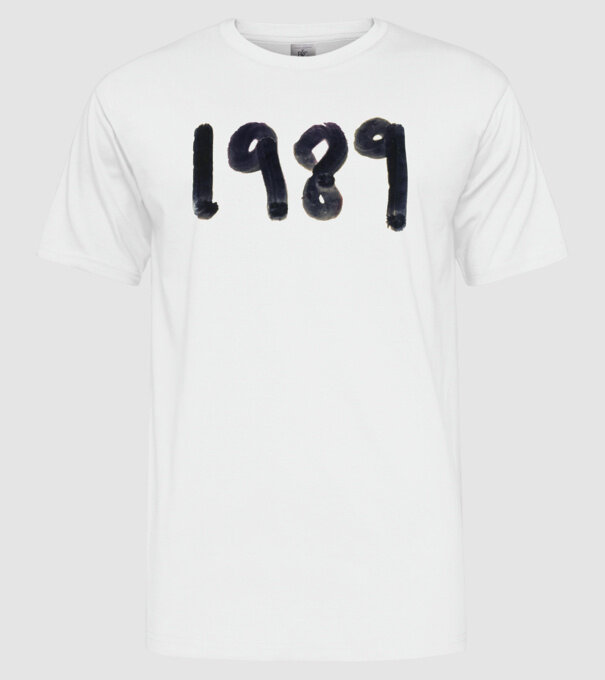 Taylor Swift 1989 text model alb pe tricou
