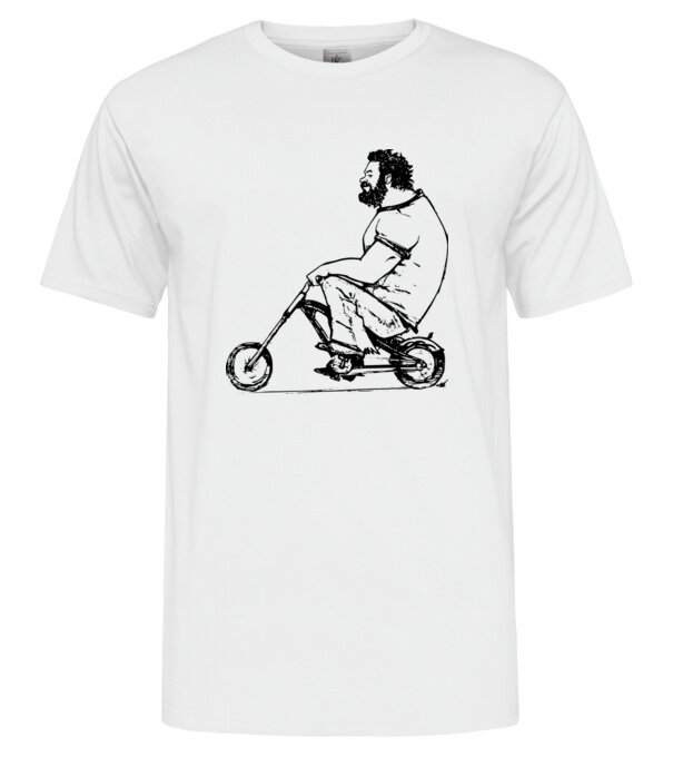  model  pe tricou