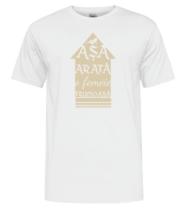  model  pe tricou