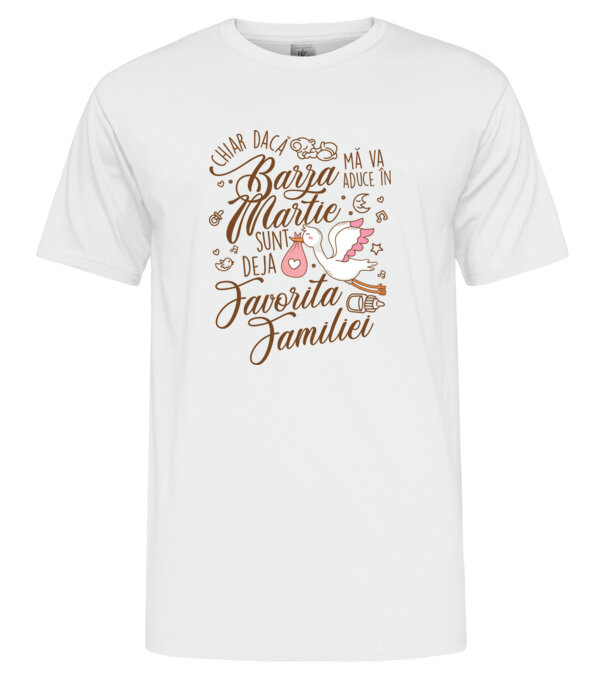  model  pe tricou