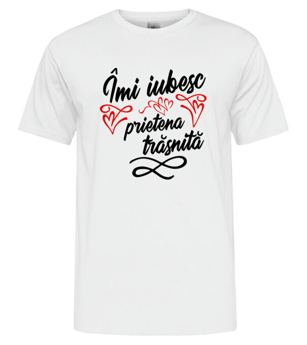  model  pe tricou