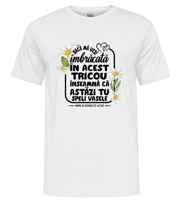  model  pe tricou