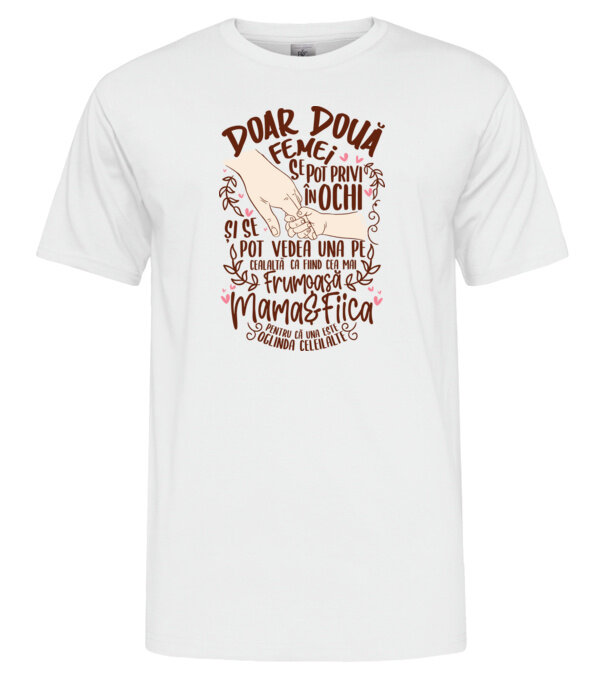  model  pe tricou