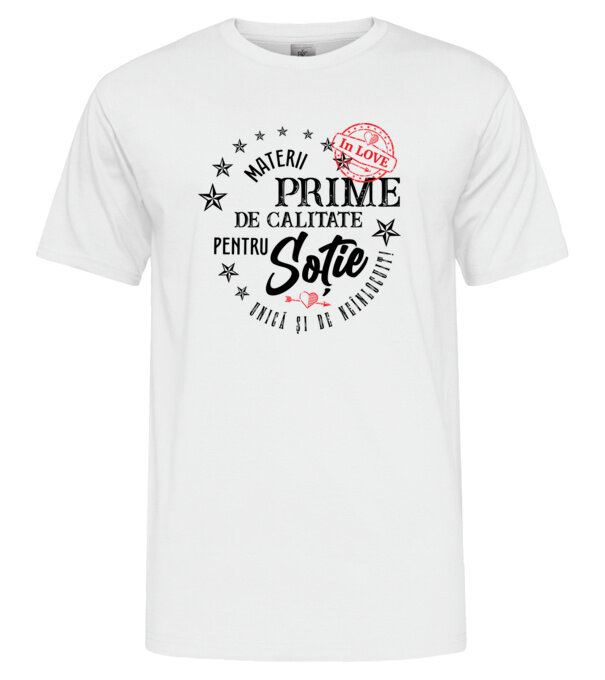  model  pe tricou