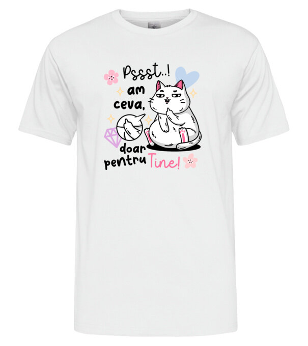  model  pe tricou