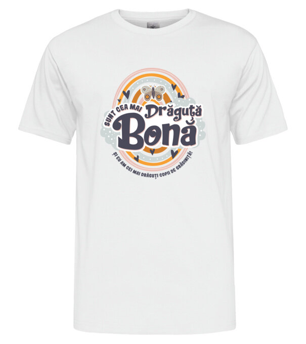  model  pe tricou