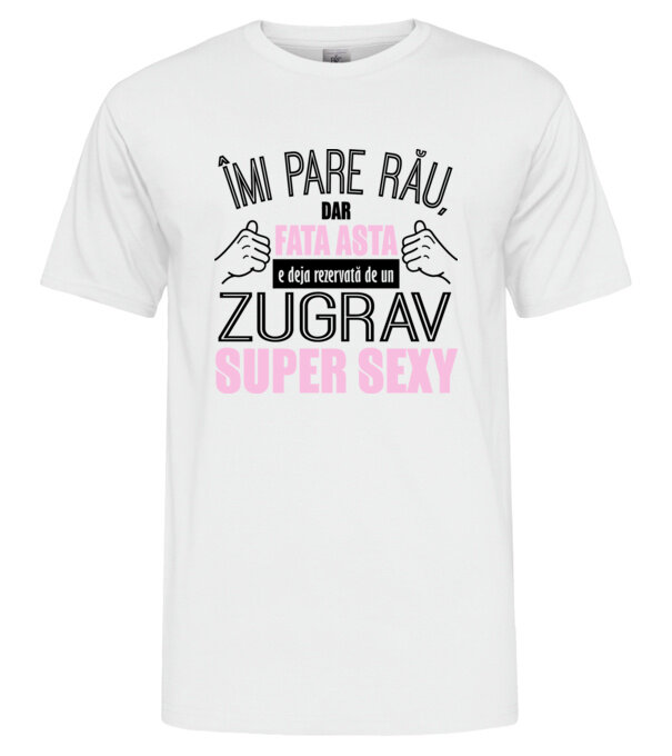  model  pe tricou