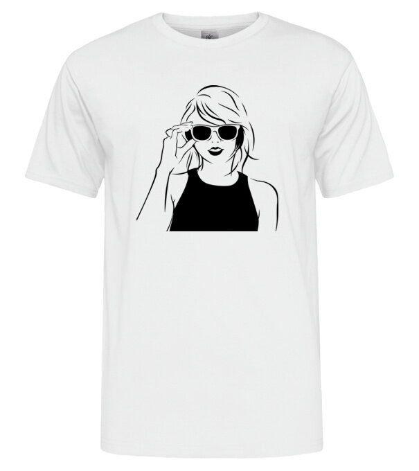  model  pe tricou